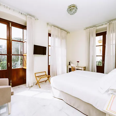 Basic Dona Manuela 2*