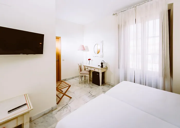 Hotel Basic Dona Manuela 2*