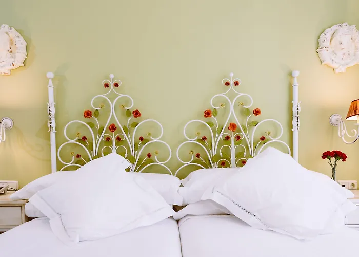 Hotel Basic Dona Manuela 2*