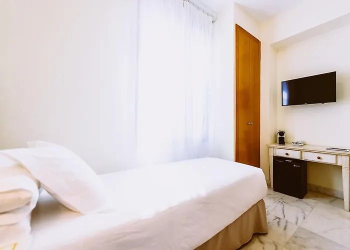 Basic Dona Manuela 2*