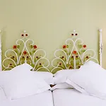 فندق Basic Dona Manuela 2*